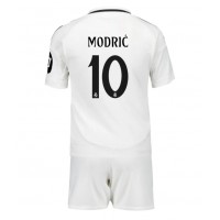 Real Madrid Luka Modric #10 Hemmatröja Barn 2024-25 Kortärmad (+ Korta byxor)